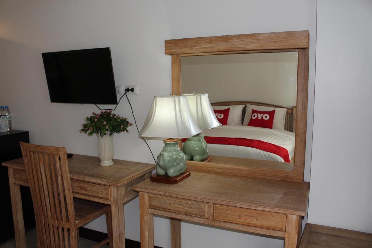 Oyo 75409 Premium The Family Hotel เชียงใหม่ ภายนอก รูปภาพ