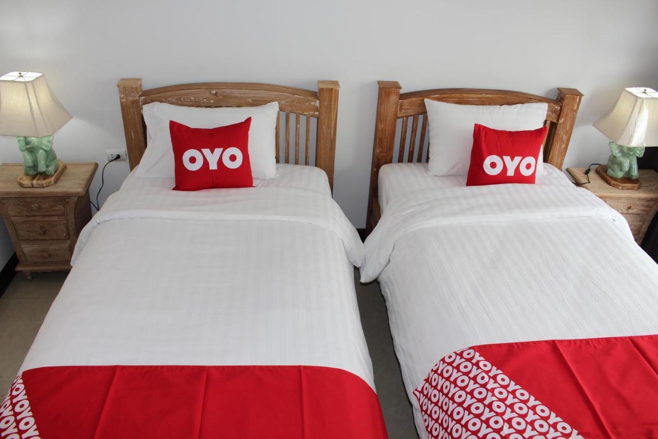 Oyo 75409 Premium The Family Hotel เชียงใหม่ ภายนอก รูปภาพ